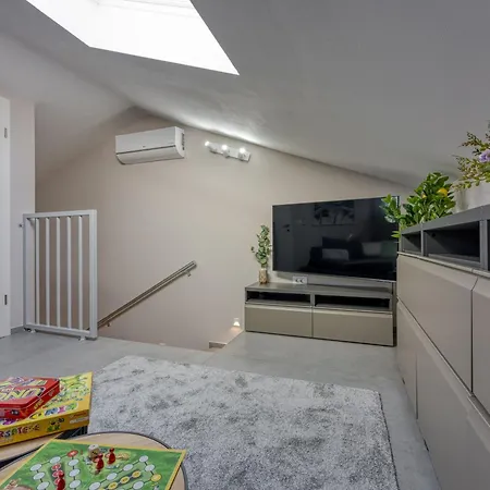 Vakantiehuis Aria With Heated Pool And Whirlpool - Happy