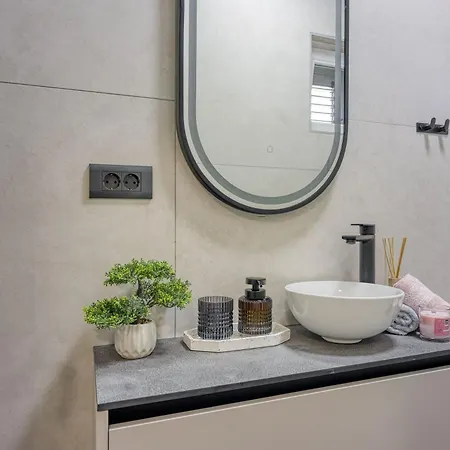 Aria With Heated Pool And Whirlpool - Happy Vakantiehuis *