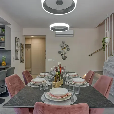 Aria With Heated Pool And Whirlpool - Happy * Poreč